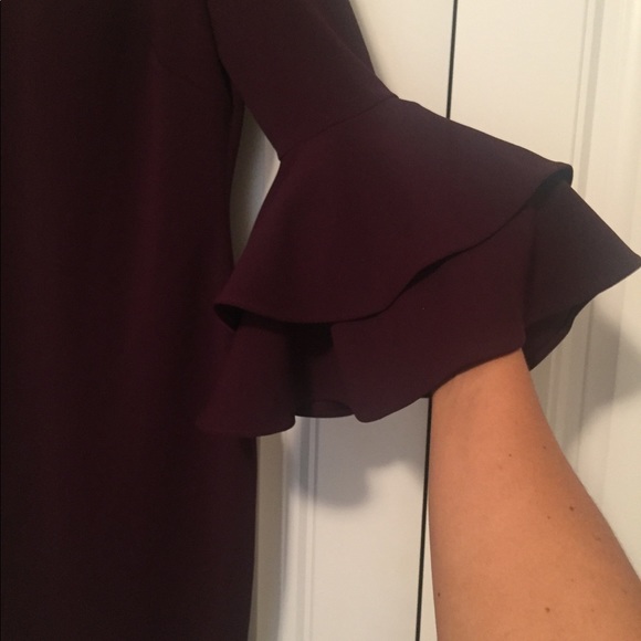 Beautiful burgundy/Purplish bell sleeve Dress - Picture 4 of 8